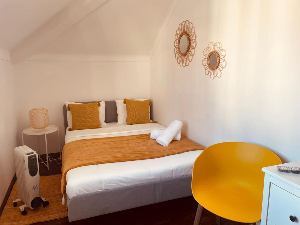 Besugo'S House Rooms & Apartment Nazaré Extérieur photo